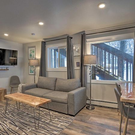 Modern Anchorage Getaway, Steps From Coastal Trail 아파트 외부 사진
