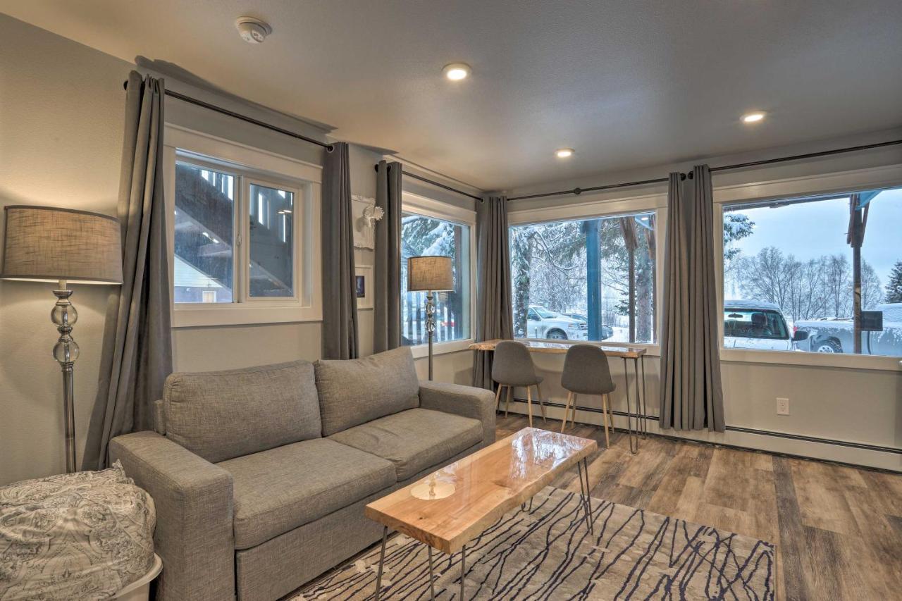 Modern Anchorage Getaway, Steps From Coastal Trail 아파트 외부 사진